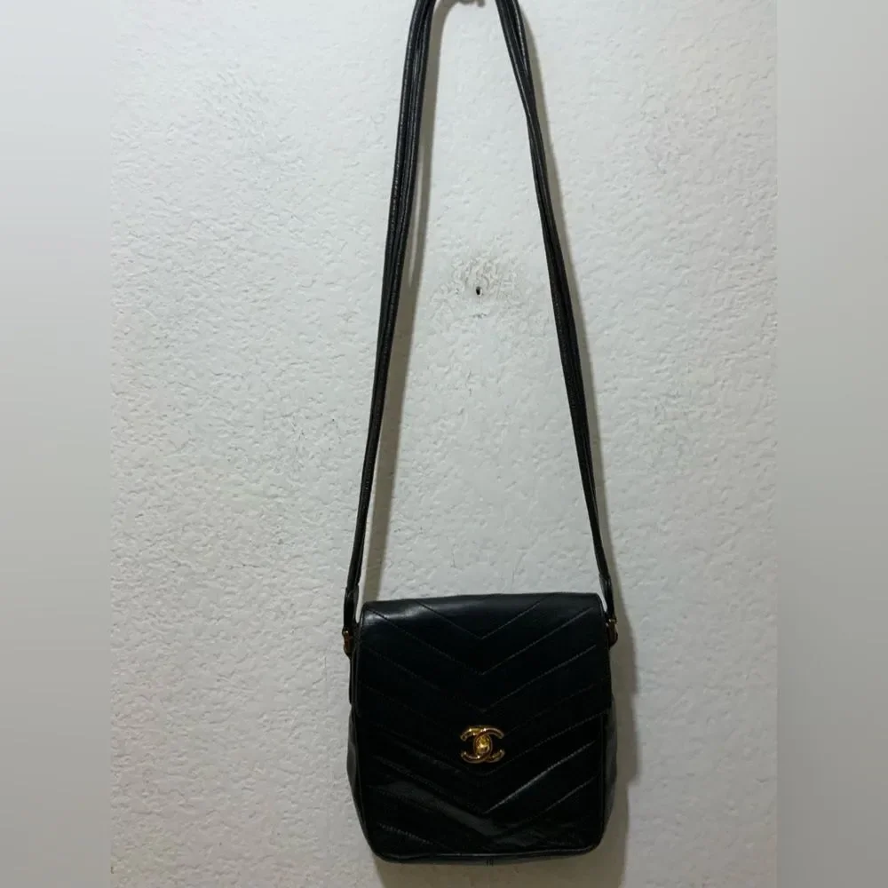 Chanel Vintage CC Turnlock Crossbody Bag Envelope Flap Chevron Lambskin Mini
